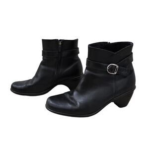 Dansko Womens Ryan Boots EU 40 Black Leather Buckle Accent Zip Up Ankle Booties